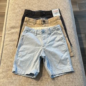 ❌❌ SOLD❌❌ Boys Stretch Flat Front Shorts Chino Bundle Size 6